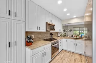 Photo #3: PW25100716 Listing 