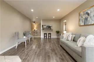 Photo #5: PW25101088 Listing 