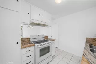 Photo #5: PW25102445 Listing 