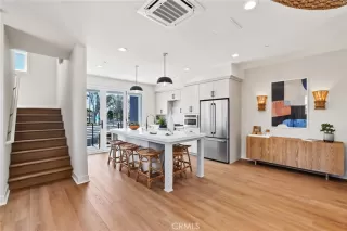 Photo #4: PW25103800 Listing 