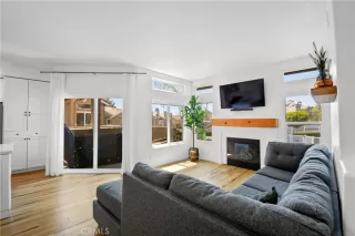 Photo #5: PW25104724 Listing