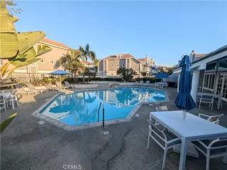 Photo #5: PW25107155 Listing