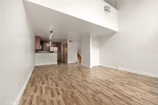 Photo #2: PW25107238 Listing 