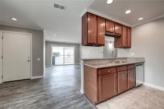 Photo #5: PW25107316 Listing