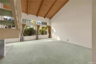 Photo #3: PW25108160 Listing 