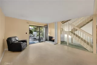 Photo #5: PW25108160 Listing 