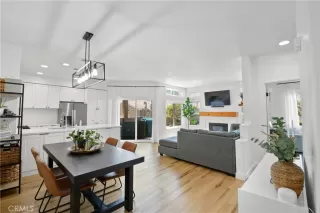 Photo #3: PW25109192 Listing 