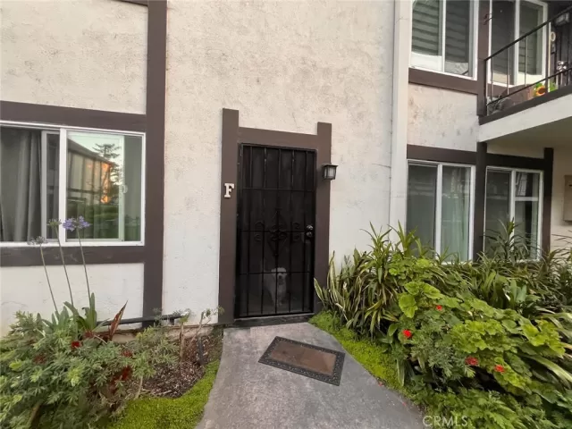 MLS: PW25111894 Condo For Sale