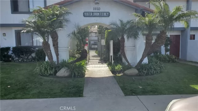 MLS: PW25113463 Condo For Sale