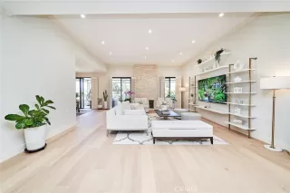 Photo #3: PW25114240 Listing