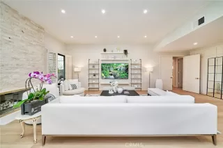 Photo #4: PW25114240 Listing