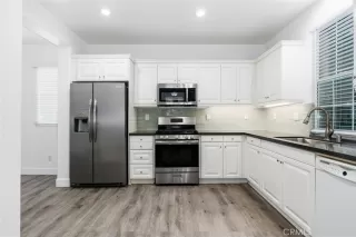 Photo #3: PW25114621 Listing 