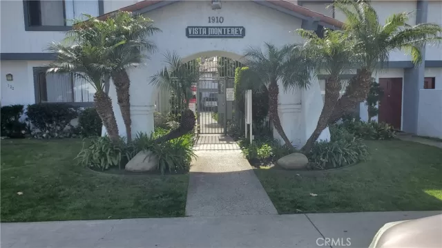 MLS: PW25117088 Condo For Sale