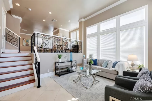 MLS: PW25118607 Condo For Sale