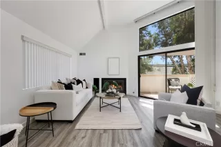 More Details about MLS # PW25118694 : 190 N SINGINGWOOD STREET 1