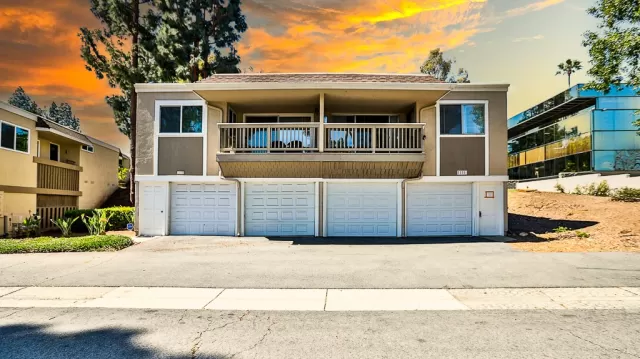 MLS: PW25121946 Condo For Sale