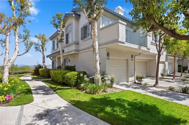 MLS: PW25123073 Condo For Sale