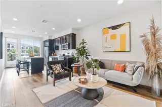 Photo #4: PW25123441 Listing