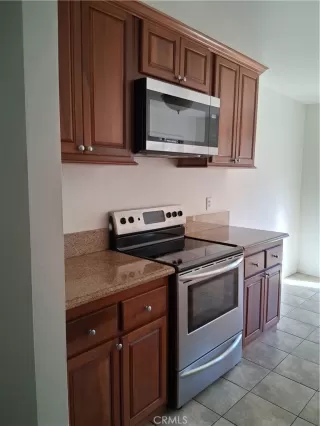 Photo #2: PW25124009 Listing 