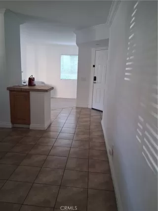 Photo #3: PW25124009 Listing 