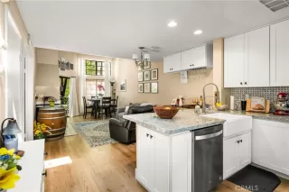 Photo #1: PW25125253 Listing