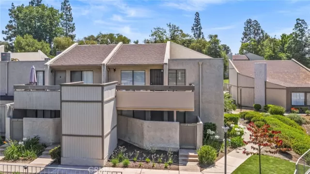 MLS: PW25126259 Condo For Sale