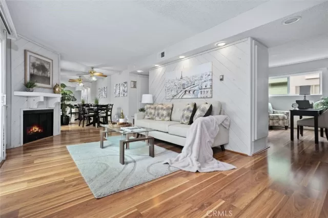 MLS: PW25126469 Condo For Sale