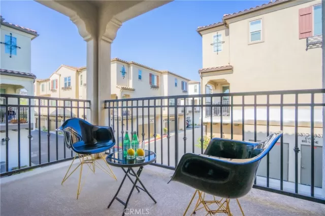 MLS: PW25126605 Condo For Sale