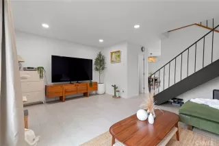 Photo #4: PW25127181 Listing