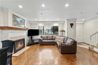 Photo #2: PW25128412 Listing