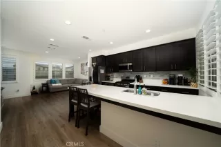 Photo #3: PW25129019 Listing