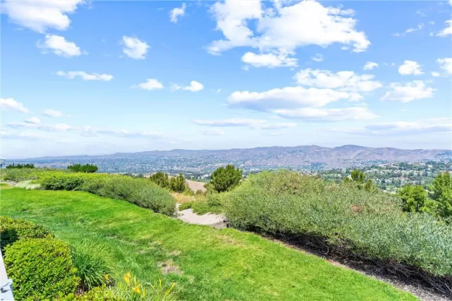 MLS: PW25130128 Condo For Sale