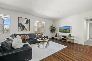 Photo #3: PW25130295 Listing 