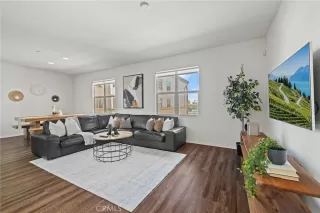 Photo #5: PW25130295 Listing 