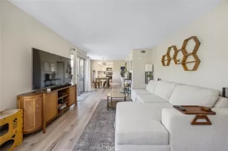 Photo #2: PW25130544 Listing