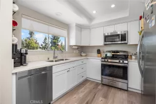 Photo #6: PW25130544 Listing