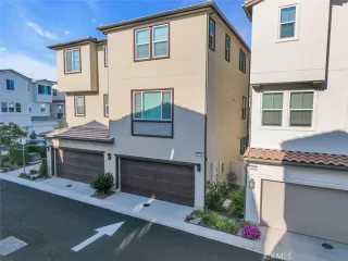 Photo #2: PW25130578 Listing 