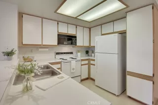 Photo #3: PW25130672 Listing 