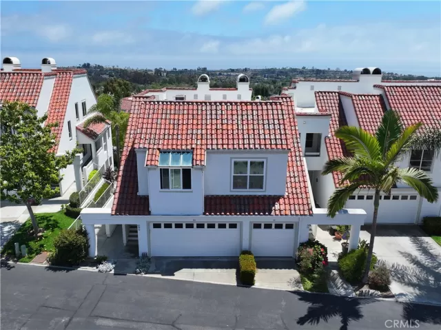 MLS: PW25131623 Condo For Sale