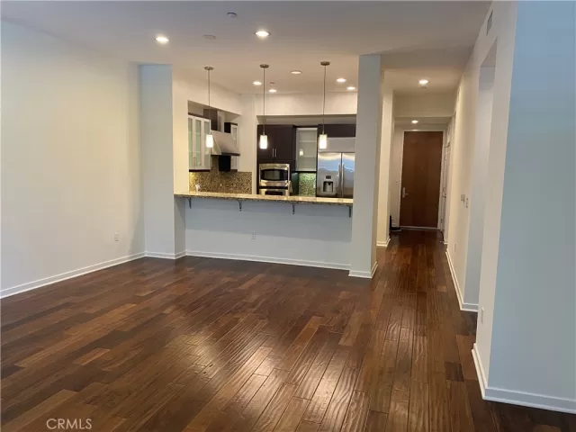 MLS: PW25132344 Condo For Sale