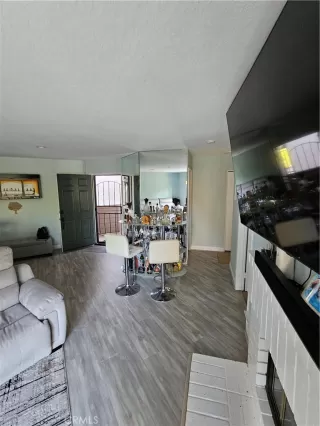 Photo #2: PW25132704 Listing 