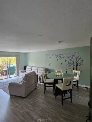 Photo #5: PW25132704 Listing 