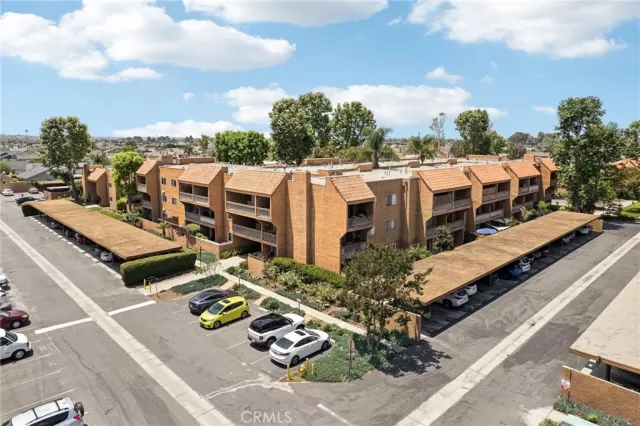 MLS: PW25134043 Condo For Sale