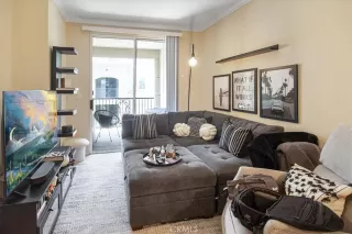 Photo #1: PW25134088 Listing 