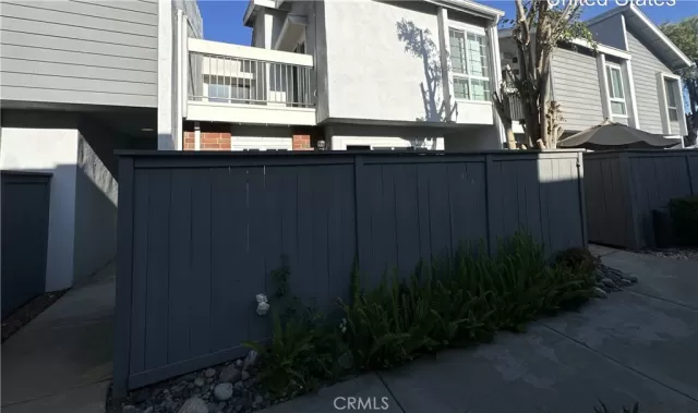 MLS: PW25135566 Condo For Sale