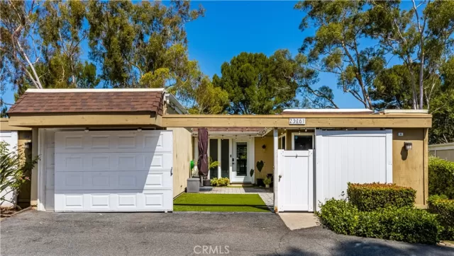 MLS: PW25137703 Condo For Sale