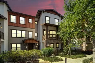 More Details about MLS # PW25138393 : 17035 INDEPENDENCE WAY