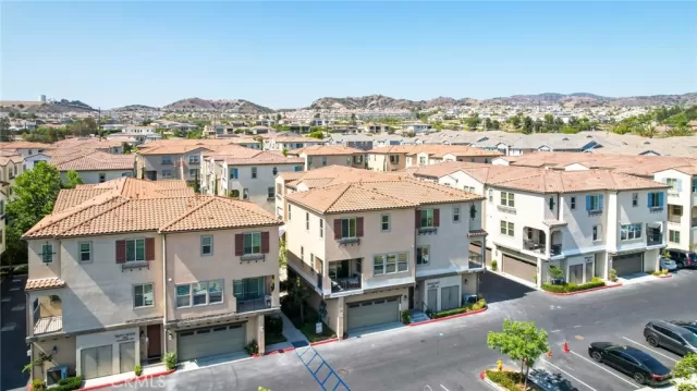 MLS: PW25140618 Condo For Sale