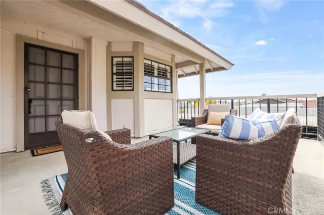 MLS: PW25143478 Condo For Sale