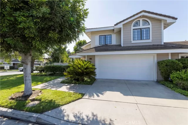 MLS: PW25145104 Condo For Sale